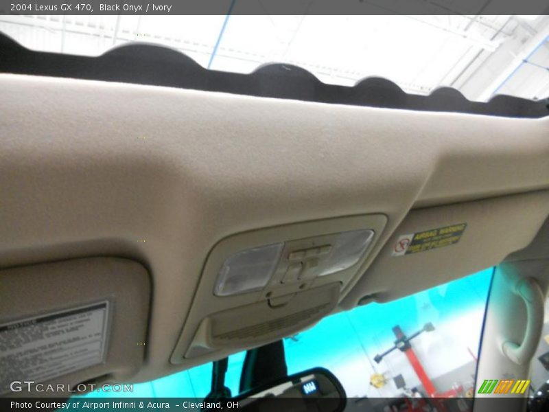 Black Onyx / Ivory 2004 Lexus GX 470