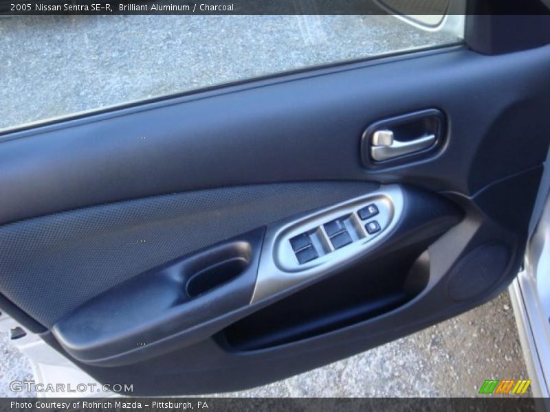 Brilliant Aluminum / Charcoal 2005 Nissan Sentra SE-R