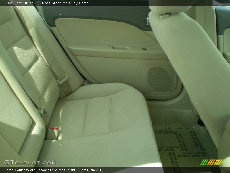 Moss Green Metallic / Camel 2009 Ford Fusion SE