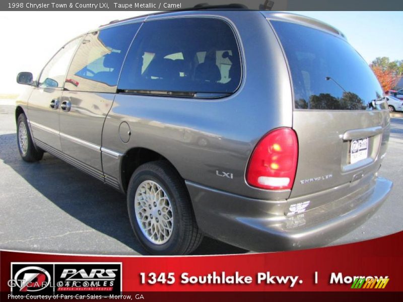 Taupe Metallic / Camel 1998 Chrysler Town & Country LXi