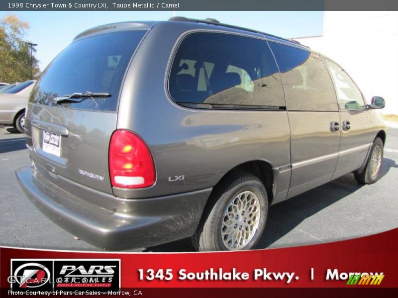 Taupe Metallic / Camel 1998 Chrysler Town & Country LXi