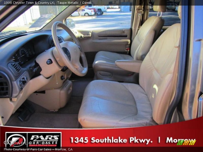 Taupe Metallic / Camel 1998 Chrysler Town & Country LXi
