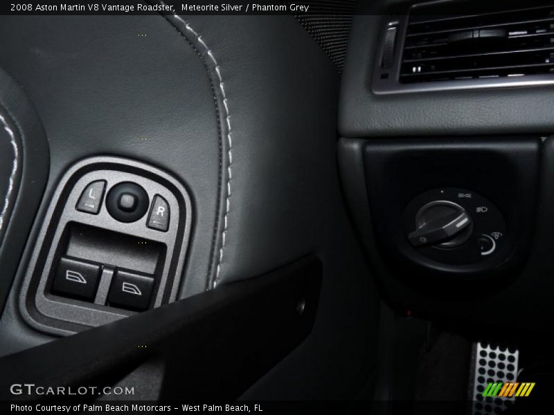 Meteorite Silver / Phantom Grey 2008 Aston Martin V8 Vantage Roadster