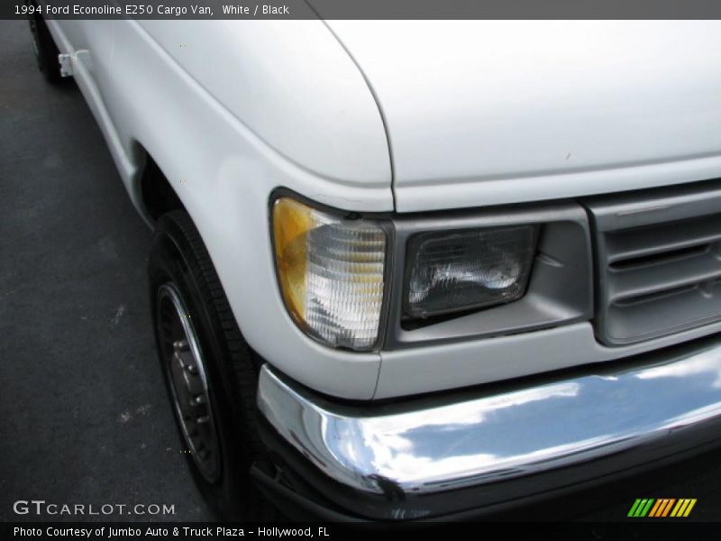 White / Black 1994 Ford Econoline E250 Cargo Van