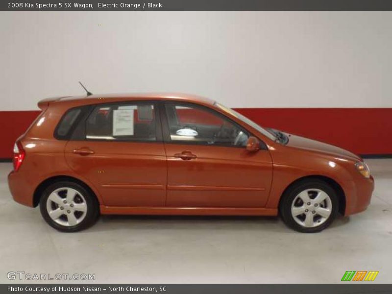 Electric Orange / Black 2008 Kia Spectra 5 SX Wagon