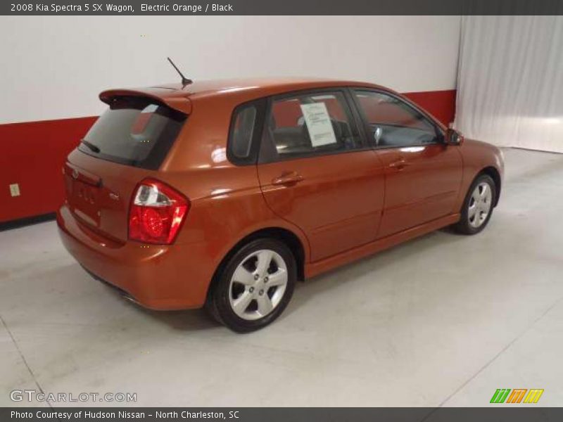 Electric Orange / Black 2008 Kia Spectra 5 SX Wagon