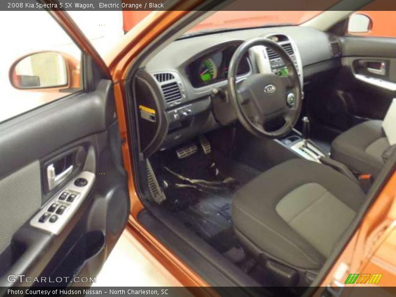 Electric Orange / Black 2008 Kia Spectra 5 SX Wagon