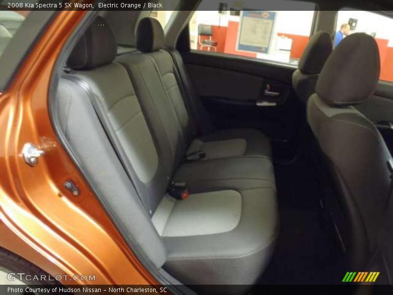 Electric Orange / Black 2008 Kia Spectra 5 SX Wagon