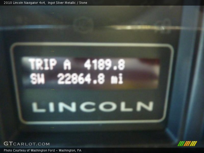 Ingot Silver Metallic / Stone 2010 Lincoln Navigator 4x4