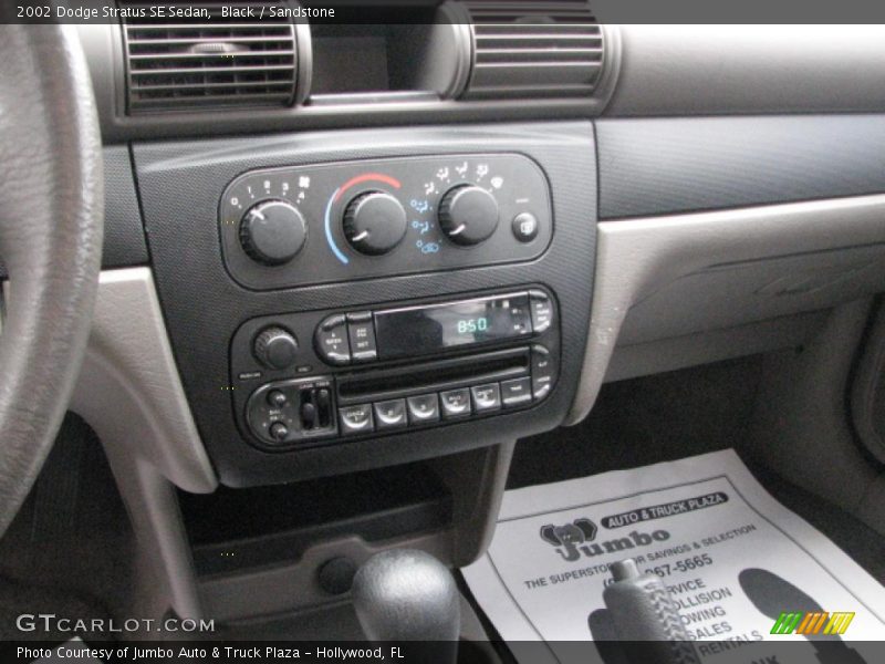Controls of 2002 Stratus SE Sedan