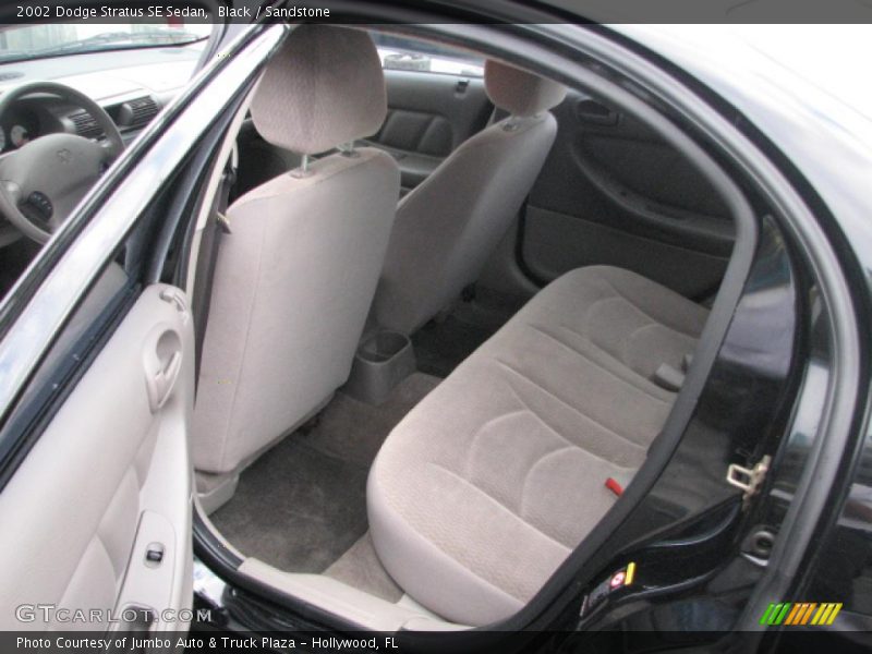  2002 Stratus SE Sedan Sandstone Interior