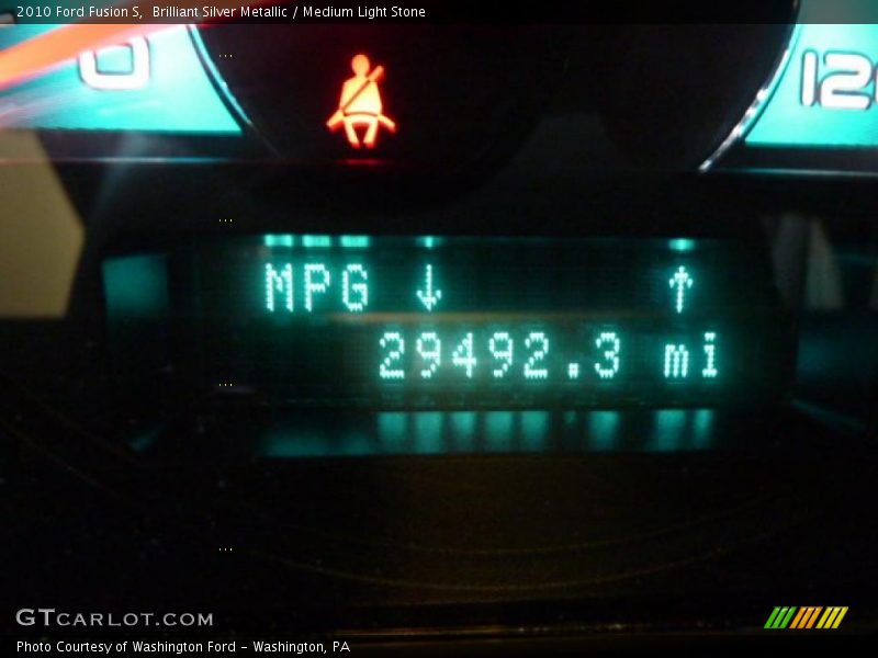 Brilliant Silver Metallic / Medium Light Stone 2010 Ford Fusion S