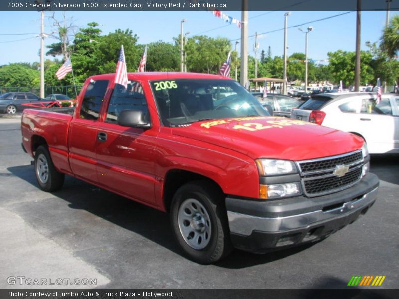 Victory Red / Dark Charcoal 2006 Chevrolet Silverado 1500 Extended Cab