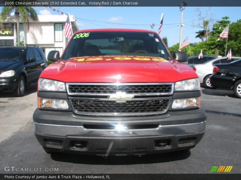 Victory Red / Dark Charcoal 2006 Chevrolet Silverado 1500 Extended Cab