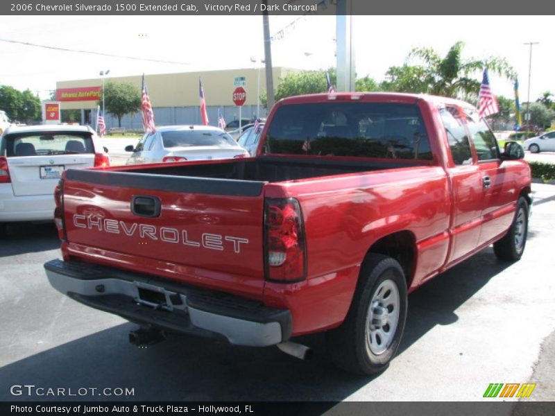 Victory Red / Dark Charcoal 2006 Chevrolet Silverado 1500 Extended Cab