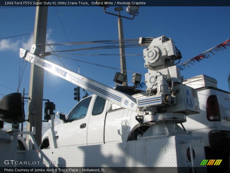  1999 F550 Super Duty XL Utility Crane Truck Oxford White