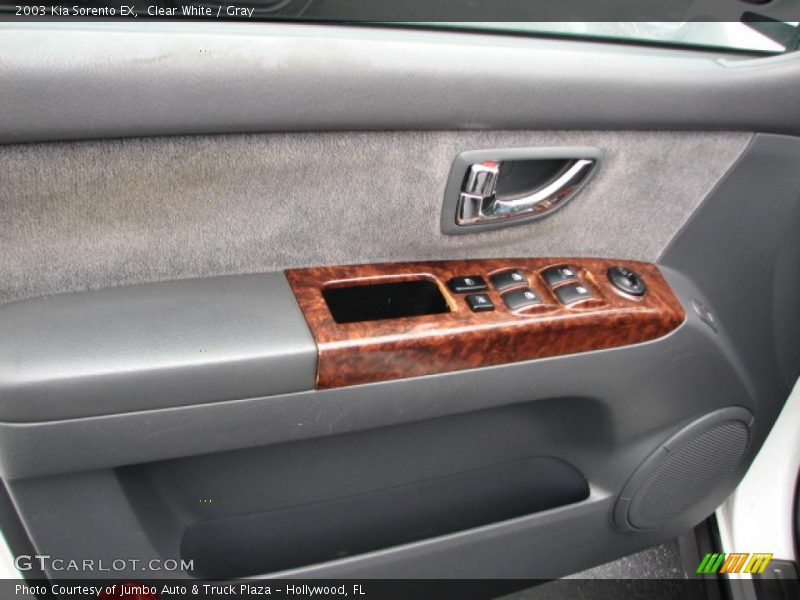 Clear White / Gray 2003 Kia Sorento EX