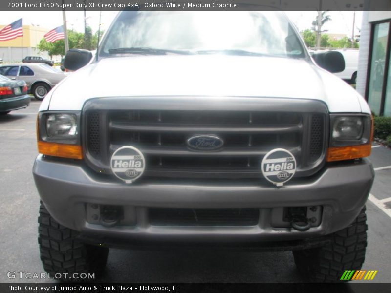 Oxford White / Medium Graphite 2001 Ford F350 Super Duty XL Crew Cab 4x4