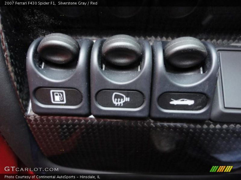 Controls of 2007 F430 Spider F1