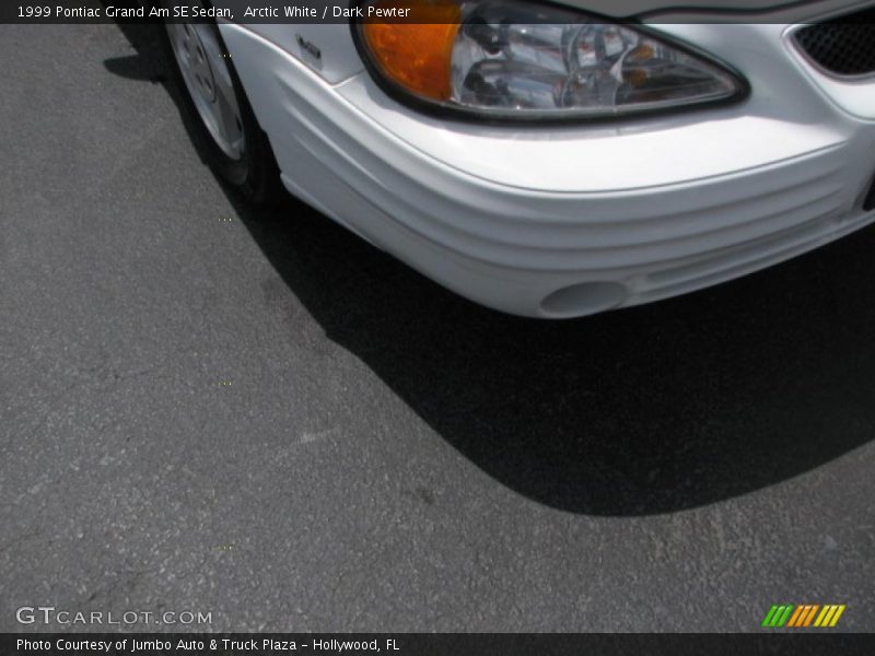 Arctic White / Dark Pewter 1999 Pontiac Grand Am SE Sedan