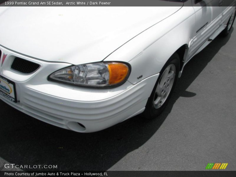 Arctic White / Dark Pewter 1999 Pontiac Grand Am SE Sedan