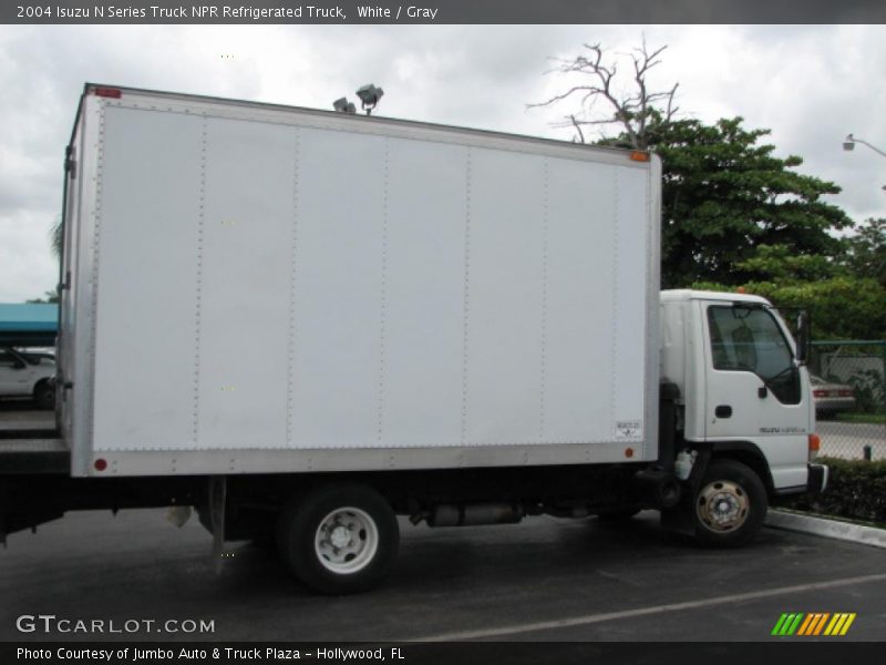  2004 N Series Truck NPR Refrigerated Truck White