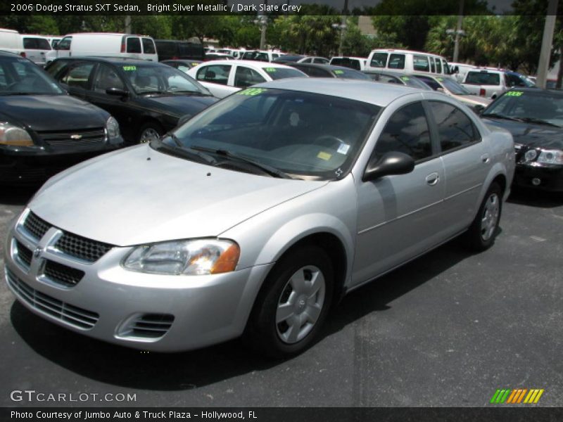 Bright Silver Metallic / Dark Slate Grey 2006 Dodge Stratus SXT Sedan
