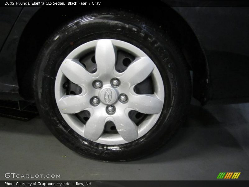 Black Pearl / Gray 2009 Hyundai Elantra GLS Sedan