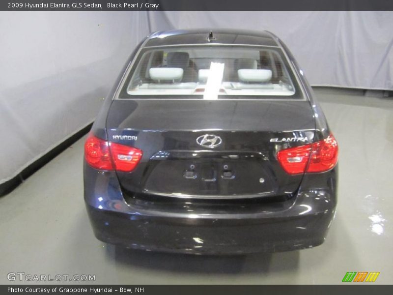 Black Pearl / Gray 2009 Hyundai Elantra GLS Sedan