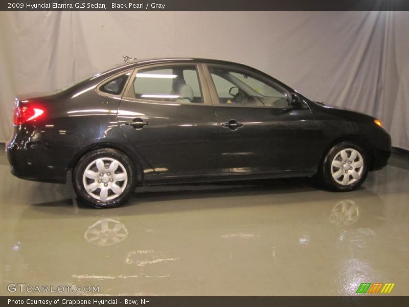 Black Pearl / Gray 2009 Hyundai Elantra GLS Sedan