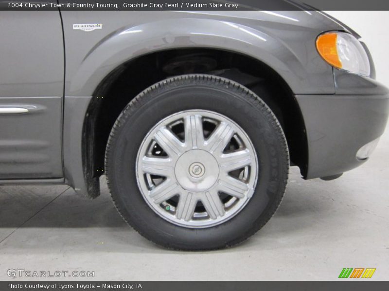  2004 Town & Country Touring Wheel