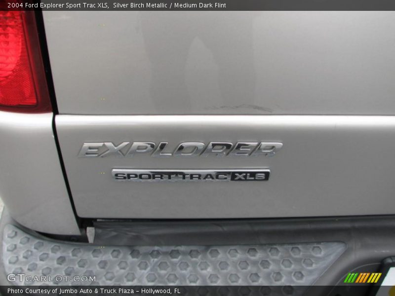  2004 Explorer Sport Trac XLS Logo