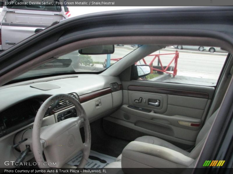  1997 DeVille Sedan Shale/Neutral Interior