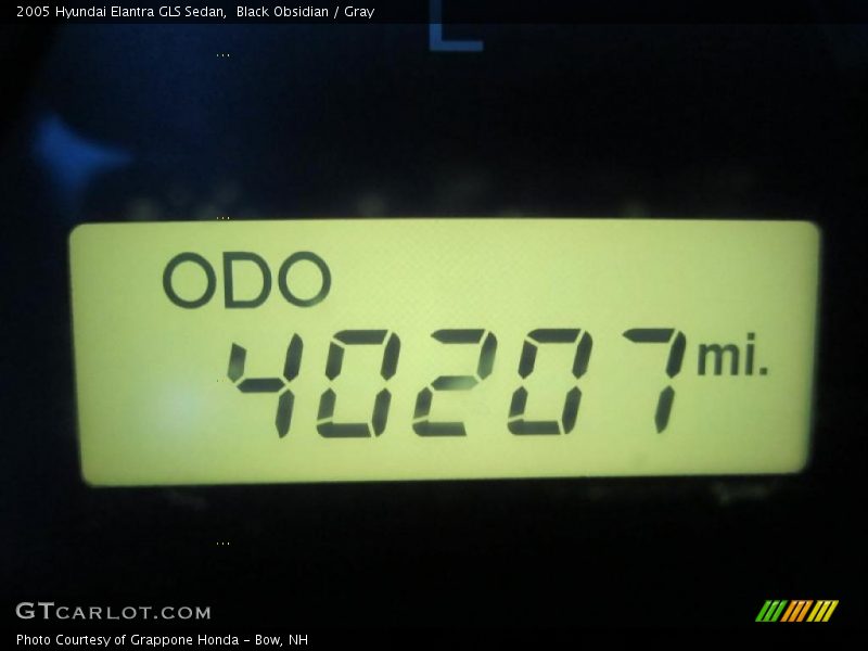 Black Obsidian / Gray 2005 Hyundai Elantra GLS Sedan
