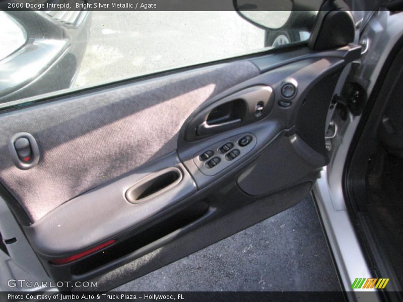 Bright Silver Metallic / Agate 2000 Dodge Intrepid
