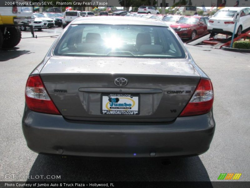 Phantom Gray Pearl / Taupe 2004 Toyota Camry SE V6
