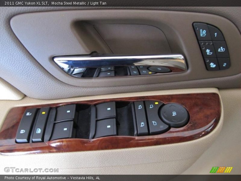 Controls of 2011 Yukon XL SLT