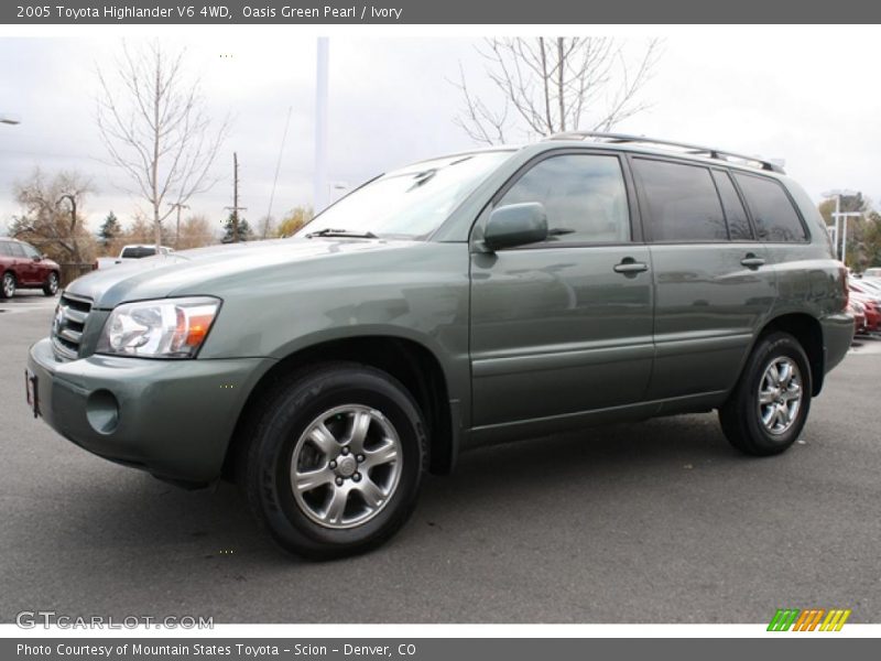 Oasis Green Pearl / Ivory 2005 Toyota Highlander V6 4WD