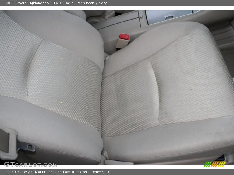 Oasis Green Pearl / Ivory 2005 Toyota Highlander V6 4WD