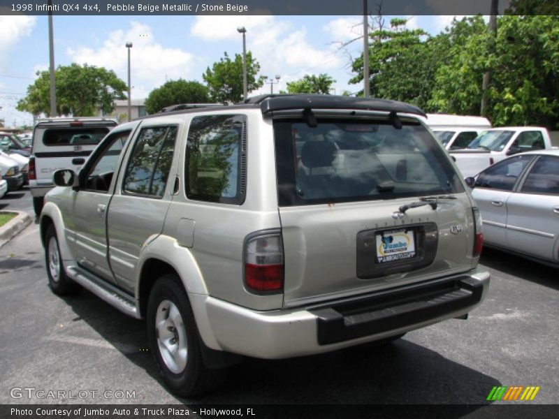 Pebble Beige Metallic / Stone Beige 1998 Infiniti QX4 4x4
