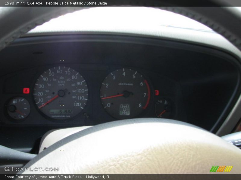 Pebble Beige Metallic / Stone Beige 1998 Infiniti QX4 4x4
