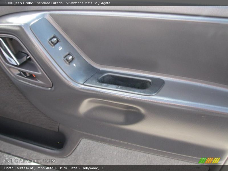 Silverstone Metallic / Agate 2000 Jeep Grand Cherokee Laredo
