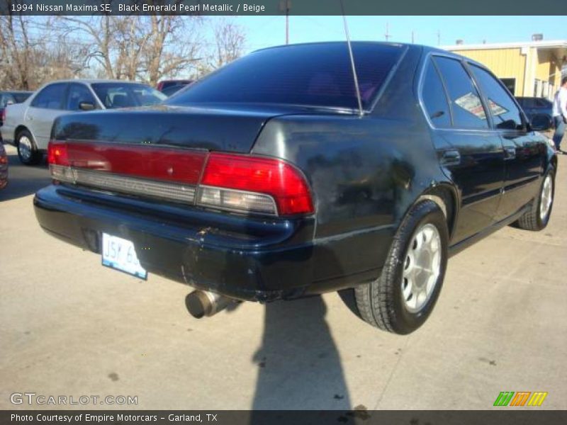 Black Emerald Pearl Metallic / Beige 1994 Nissan Maxima SE