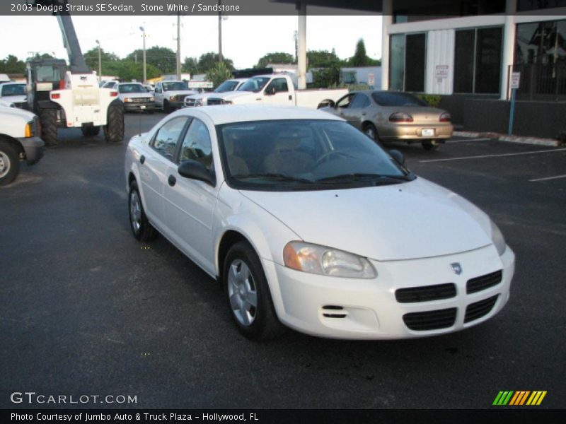Stone White / Sandstone 2003 Dodge Stratus SE Sedan