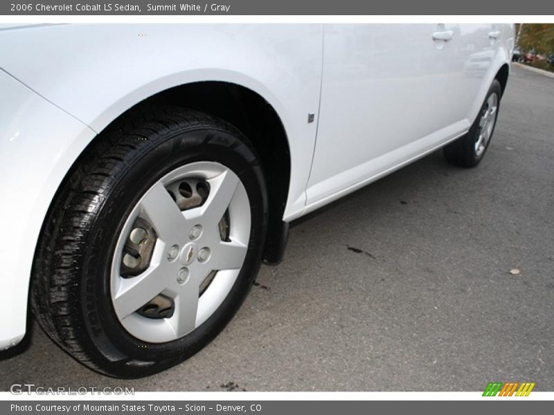Summit White / Gray 2006 Chevrolet Cobalt LS Sedan