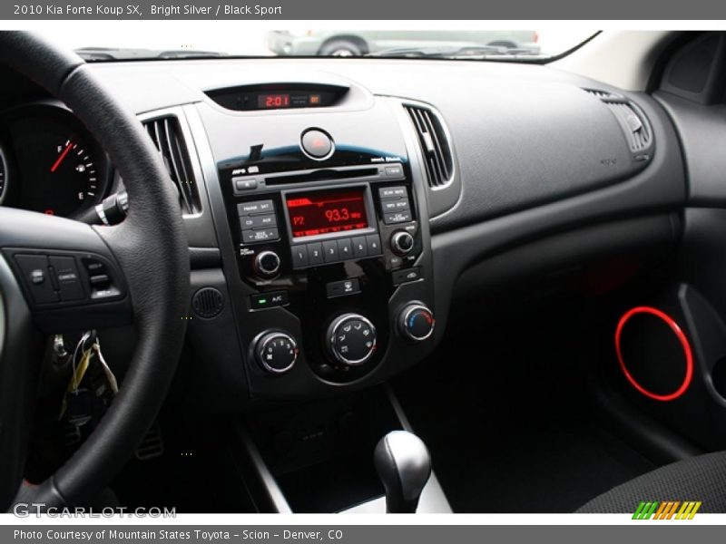Bright Silver / Black Sport 2010 Kia Forte Koup SX