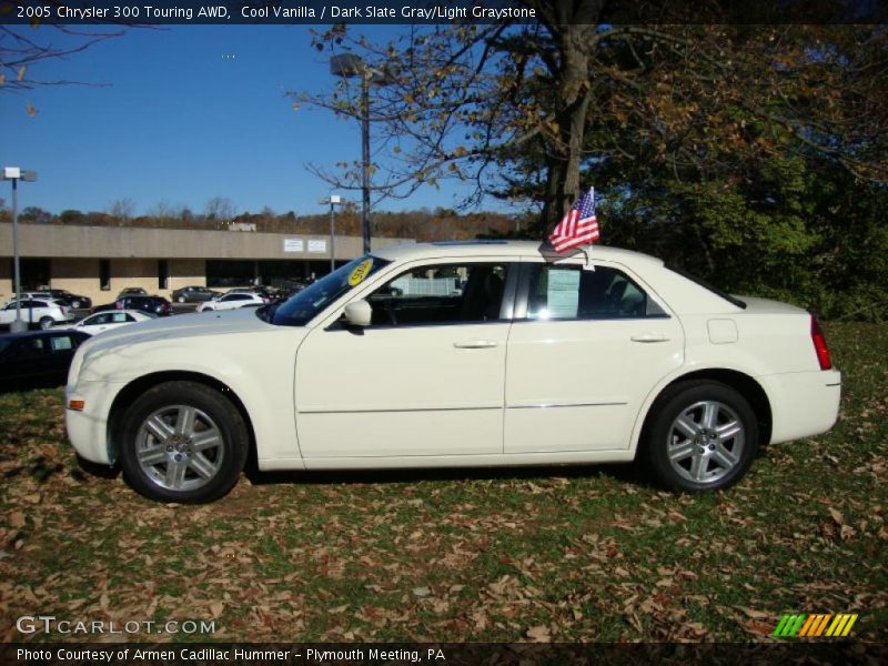  2005 300 Touring AWD Cool Vanilla