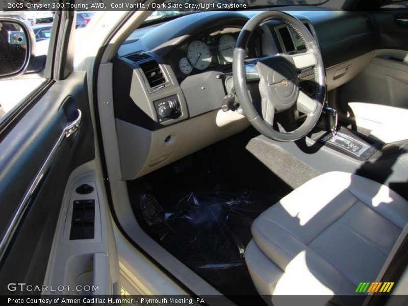 Cool Vanilla / Dark Slate Gray/Light Graystone 2005 Chrysler 300 Touring AWD