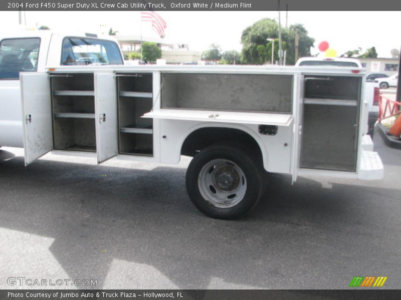 Oxford White / Medium Flint 2004 Ford F450 Super Duty XL Crew Cab Utility Truck