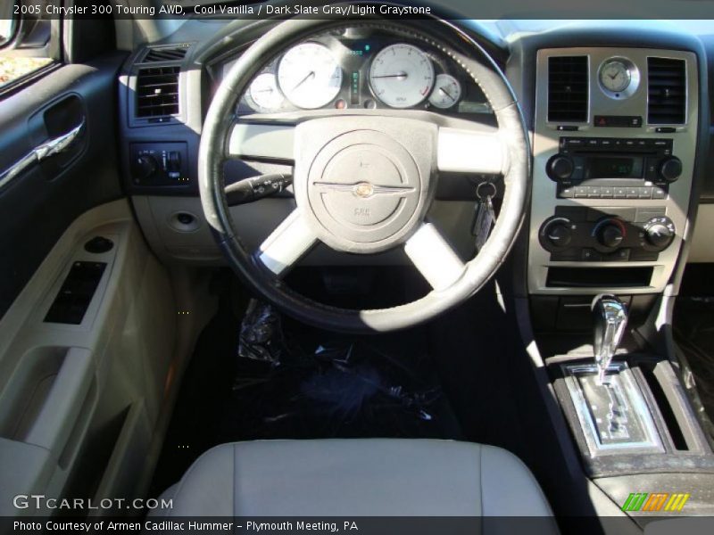 Cool Vanilla / Dark Slate Gray/Light Graystone 2005 Chrysler 300 Touring AWD